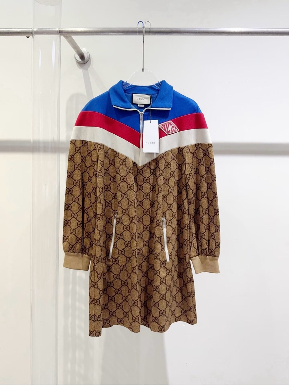 🚩steal Gucci Brown Monogram Zip Dress with Blue, Red & Cream Panels